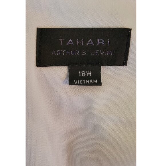 Tahari Arthur S. Levine Multi-Color Geometric Print Dress, Womens Size 18W - Picture 7 of 8